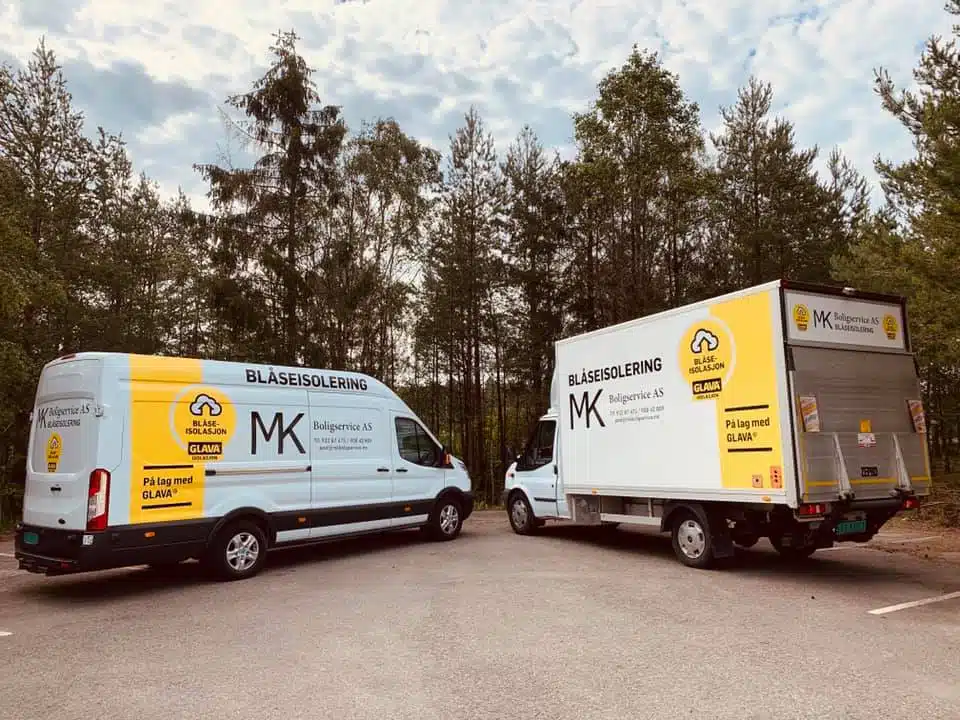 Servicebilene til MK Blåseisolering